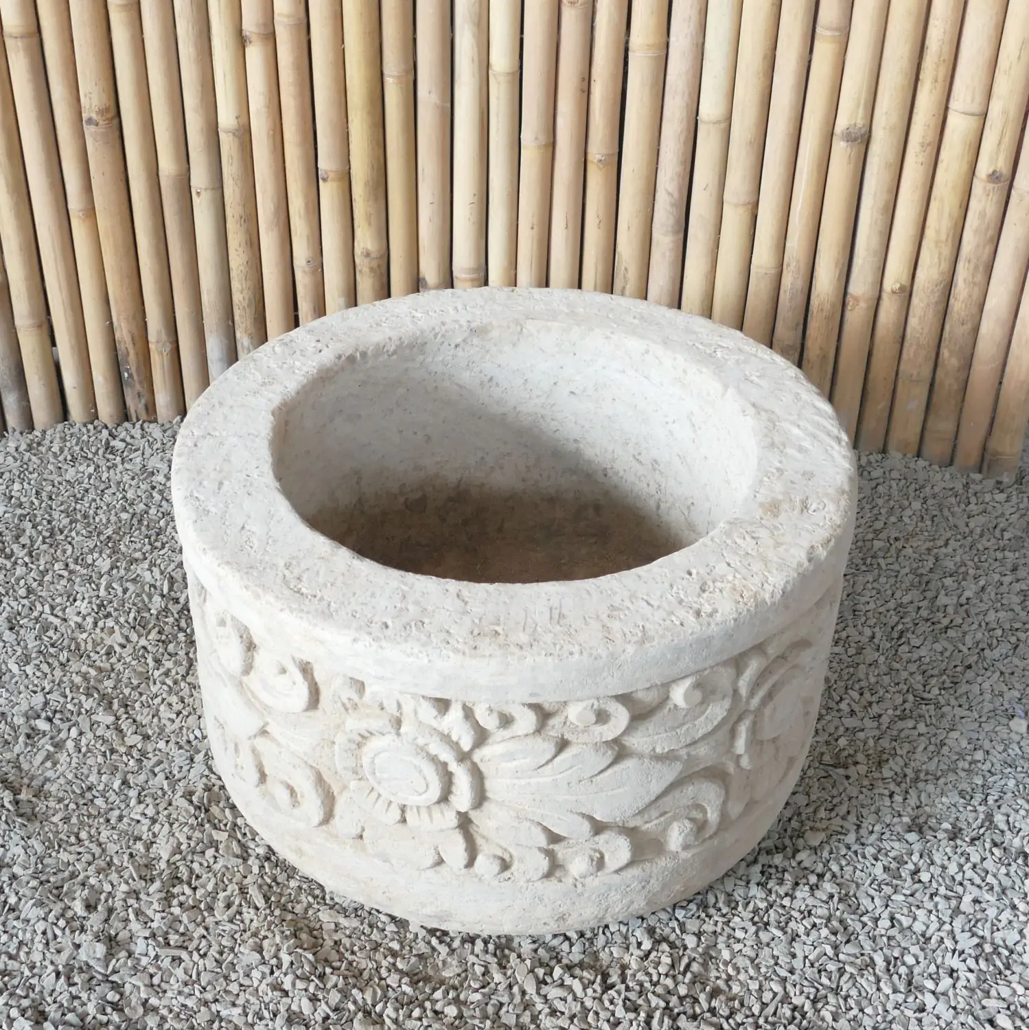  Product image 1 of the product “Balinese style tube round pot, with carving - 70cm Dia., 40 cm Height, Taro sand ”